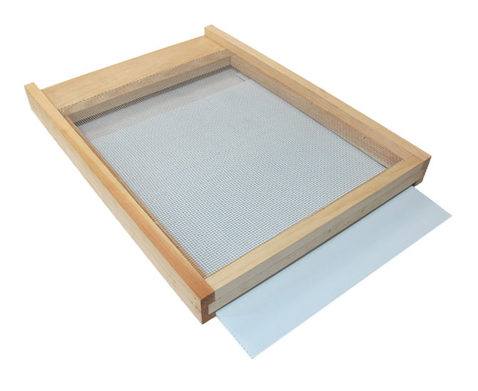 8 FR Screened Bottom Board 8 FR Screened Bottom Board
